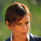 Simona Vicari *